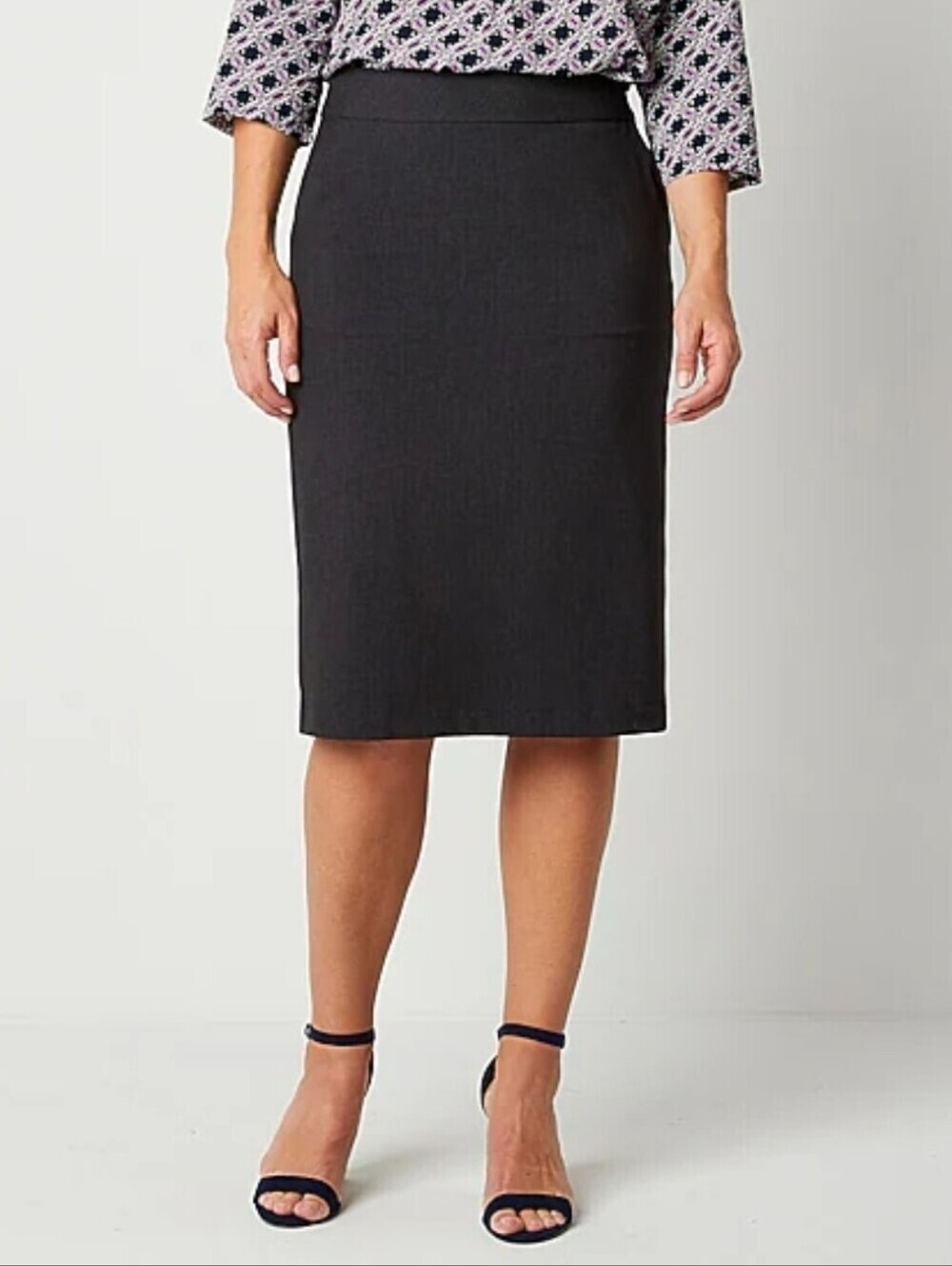 Gray Straight Skirt Knee Length Size 12